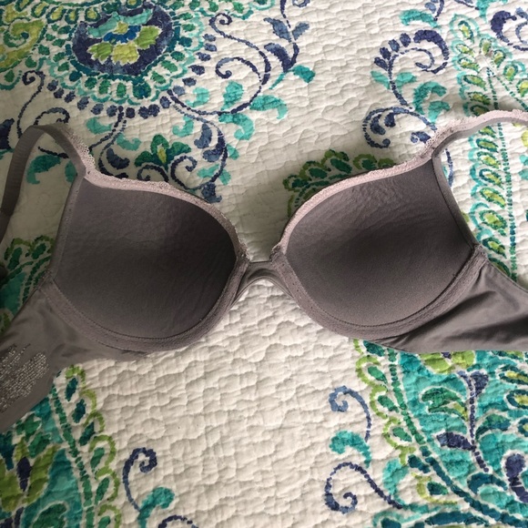 Used.  Push-Up Bra. - Picture 4 of 6